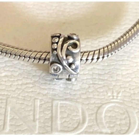 Pandora Tendril Cubic Zirconia Clip Charm 925 Sterling Silver 790380 - Picture 1 of 6